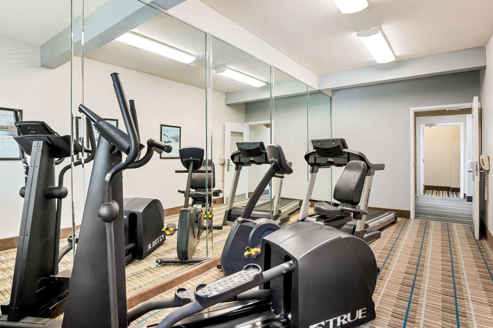 Mainstay Suites Addison-Dallas Εξωτερικό φωτογραφία