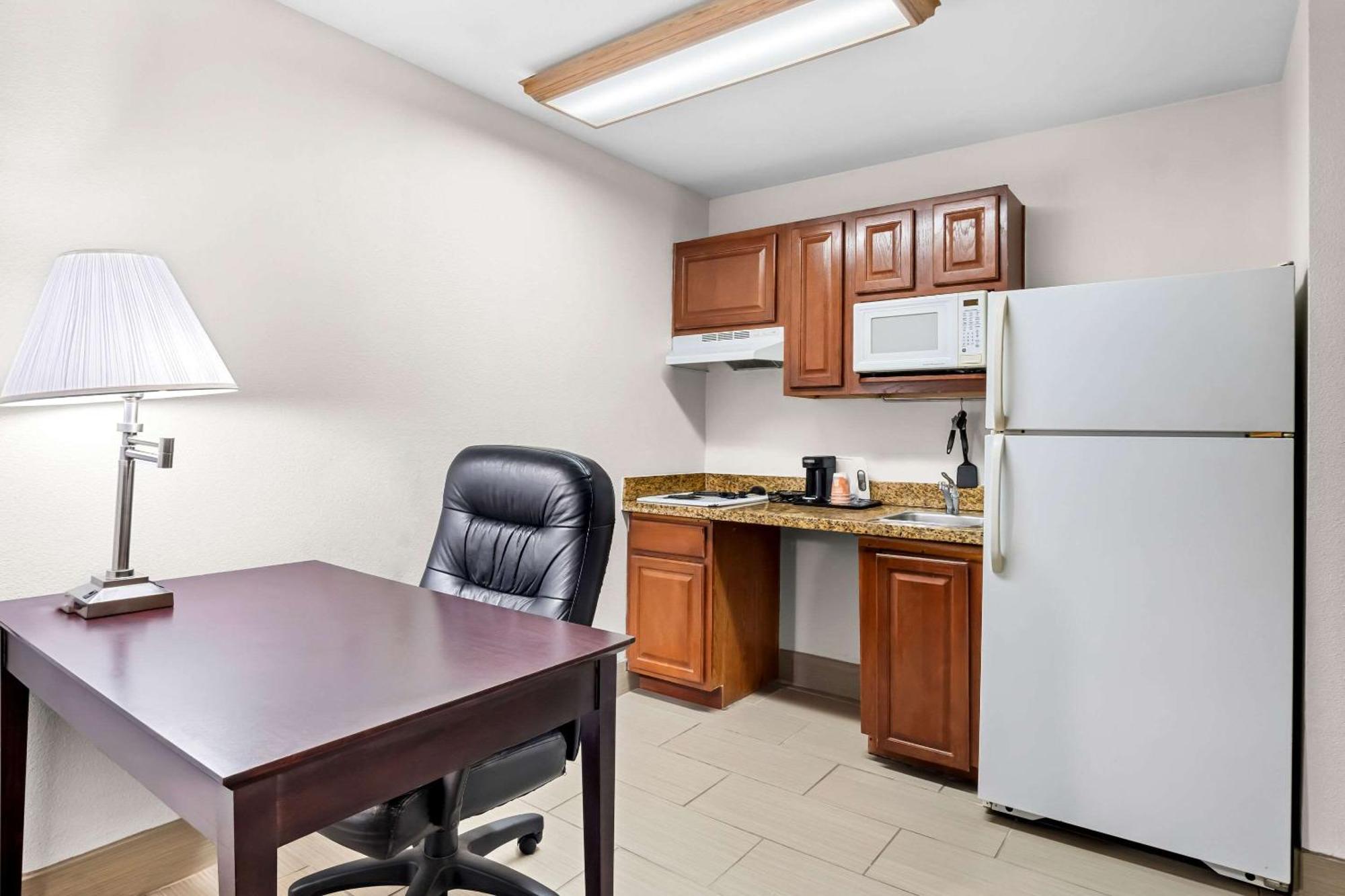 Mainstay Suites Addison-Dallas Εξωτερικό φωτογραφία