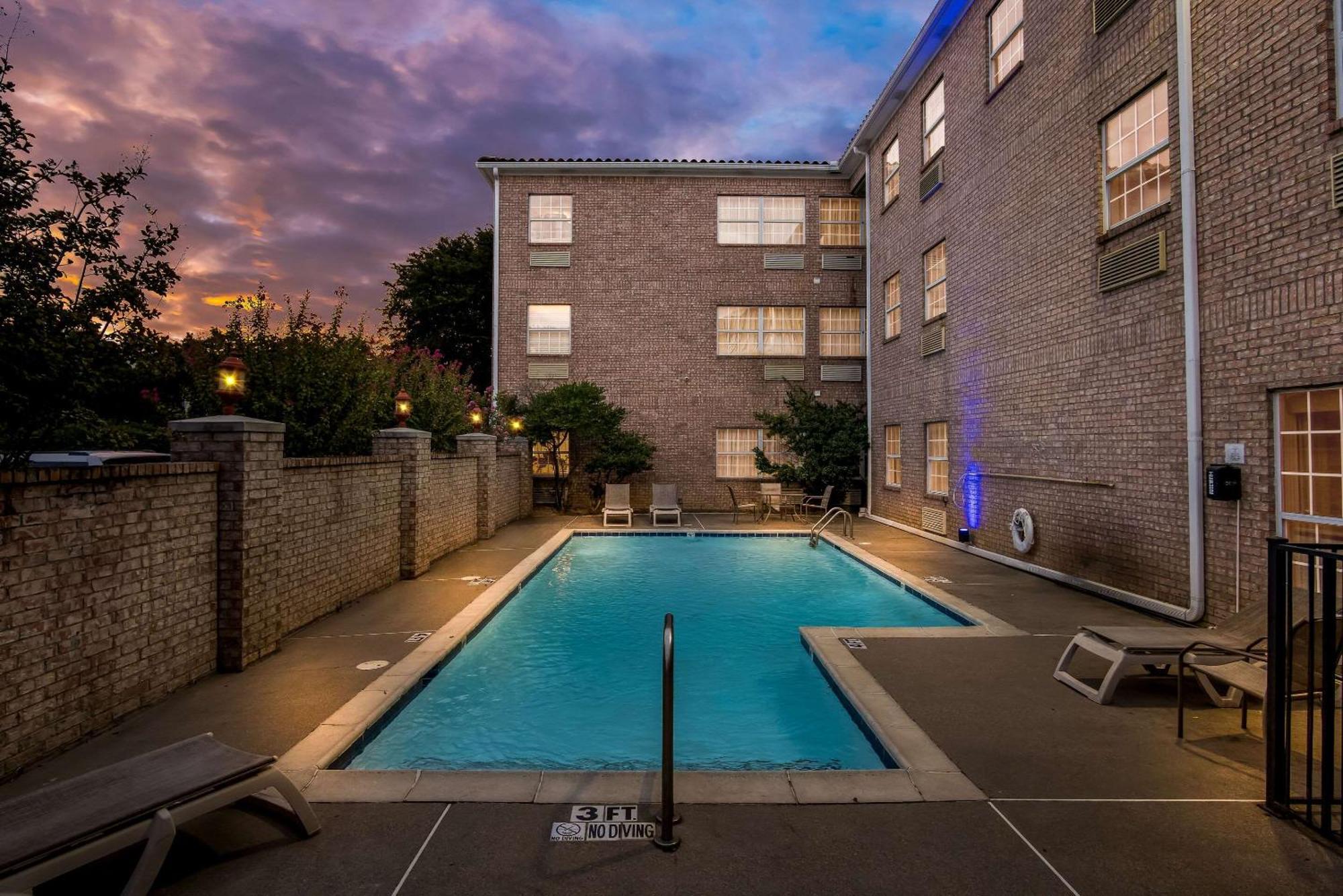 Mainstay Suites Addison-Dallas Εξωτερικό φωτογραφία