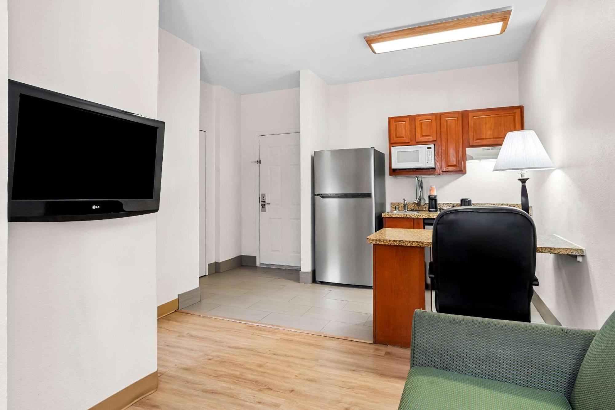 Mainstay Suites Addison-Dallas Εξωτερικό φωτογραφία