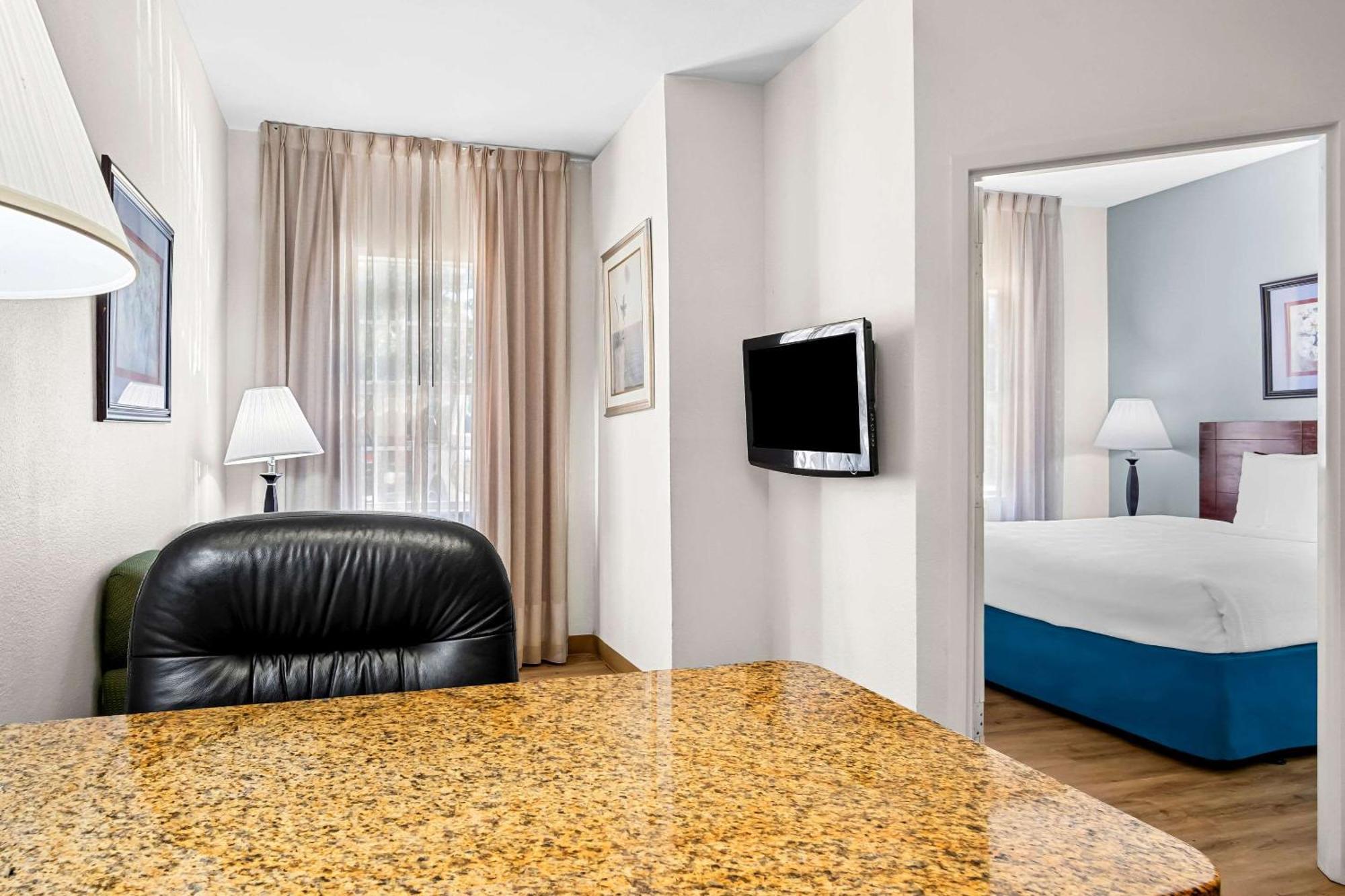 Mainstay Suites Addison-Dallas Εξωτερικό φωτογραφία